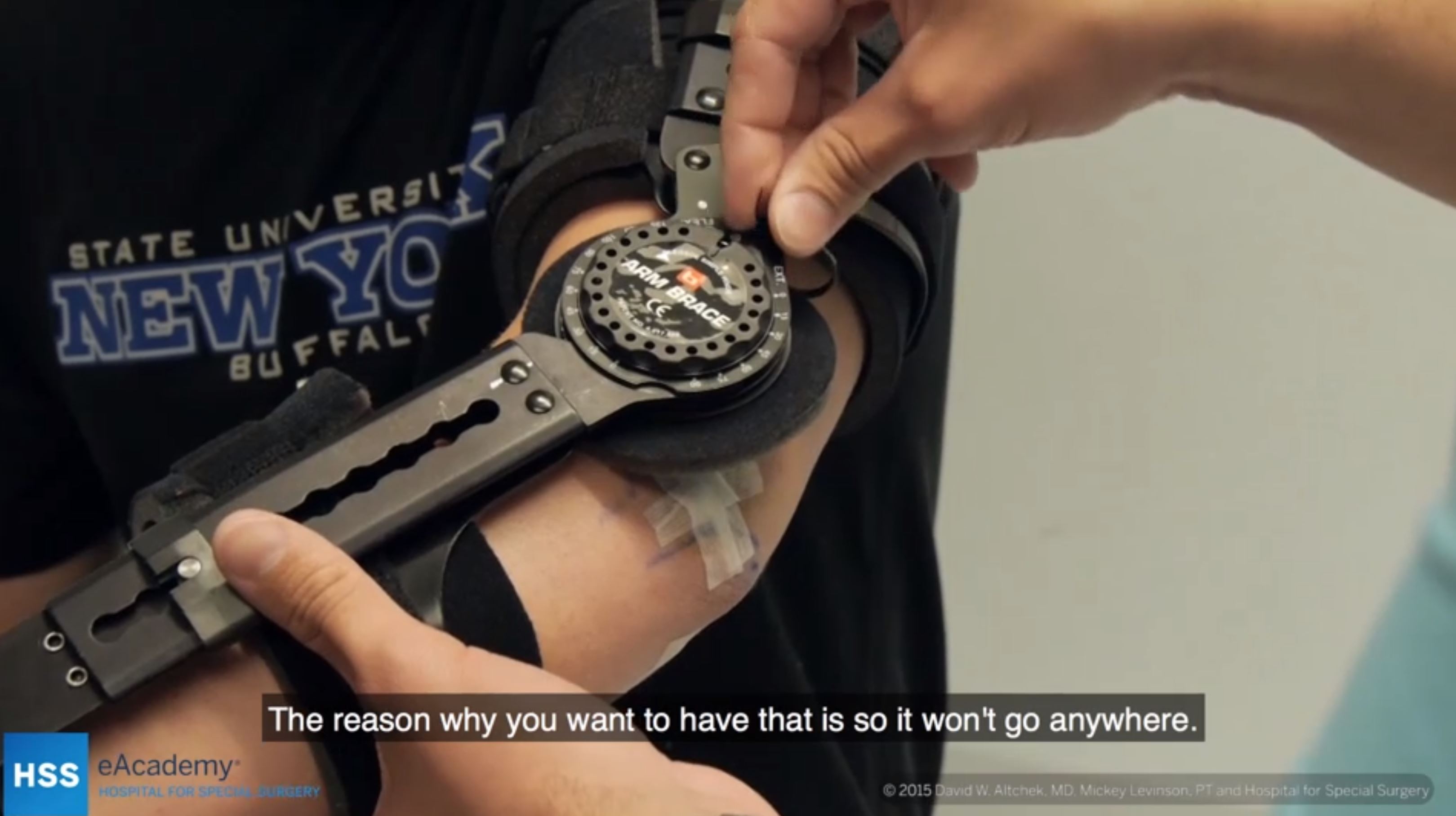 NEW外科学 = NEW Surgery Smith+Nephew Sports Medicine advances procedural innovation